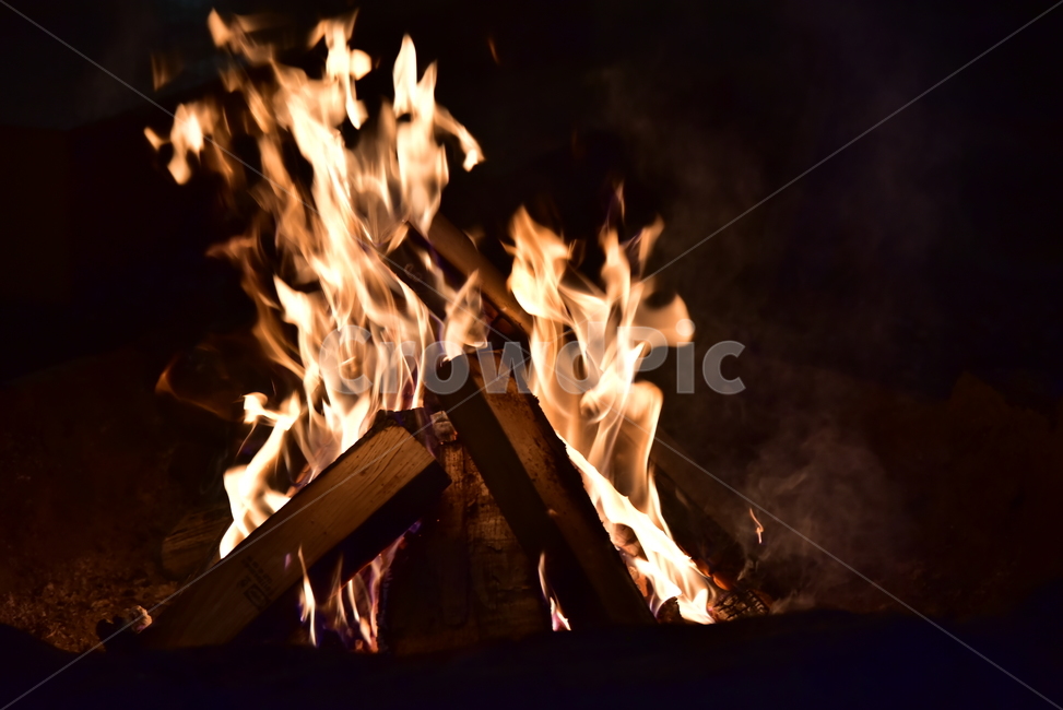 불,장작불,장작,불꽃,활활타오르는,fire,firewood