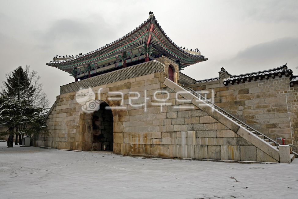 건춘문,경복궁건춘문,경복궁,북궐,궁궐,고건축,gyeongbokgungpalace