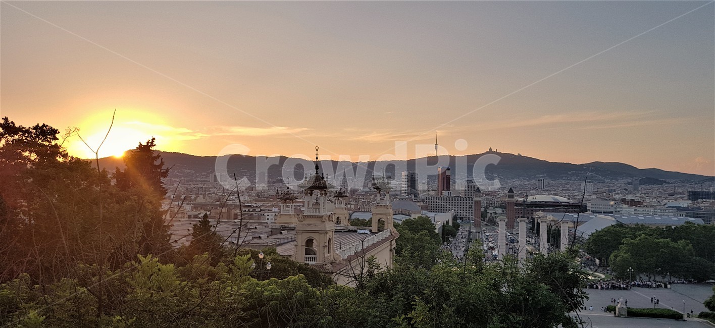스페인,바르셀로나,풍경,배경,해질녁,노을,자연,spain,barcelona,scenery,background,sunset,nature,view,viewpoint,도시,풍경,city,landscape,해외,외국,세계,foreign,oversea,world,세계도시풍경,해외도시풍경,외국도시풍경,world cityscape,building,건물,architecture,건축물,dome,둥근 천장,outdoors,옥외,tower,탑,spire,첨탑,steeple,뾰족한 탑