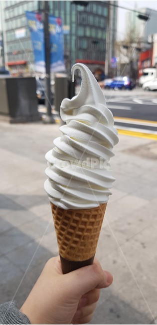 아이스크림,icecream,소프트콘,softcorn,길거리,street,음식,food,디저트,간식,후식,dessert,snack