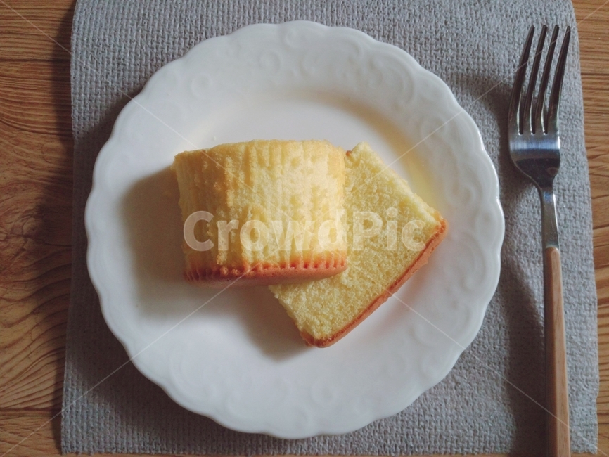 빵,food,음식,bread,카스테라,콘브래드,포크,fork,음식,식재료,요리,food,cook,meal,dishes,food reserves,빵,bread