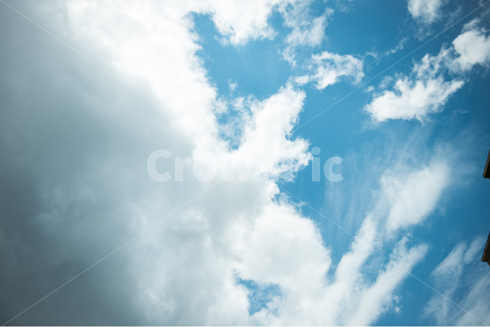 background,wether,날씨,하늘,구름,먹구름,배경,sky,blue,backgournd,bluesky,cloud,여름,시원함,청량,청량한하늘,맑은하늘,맑다,맑은,푸른,뭉개구름,솜사탕,구름솜사탕,솜사탕구름,자연,풍경,nature,landscape,azure sky,푸른 하늘,outdoors,옥외