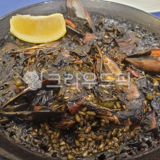 먹물빠에야,빠에야,스페인음식,스페인빠에야,paella