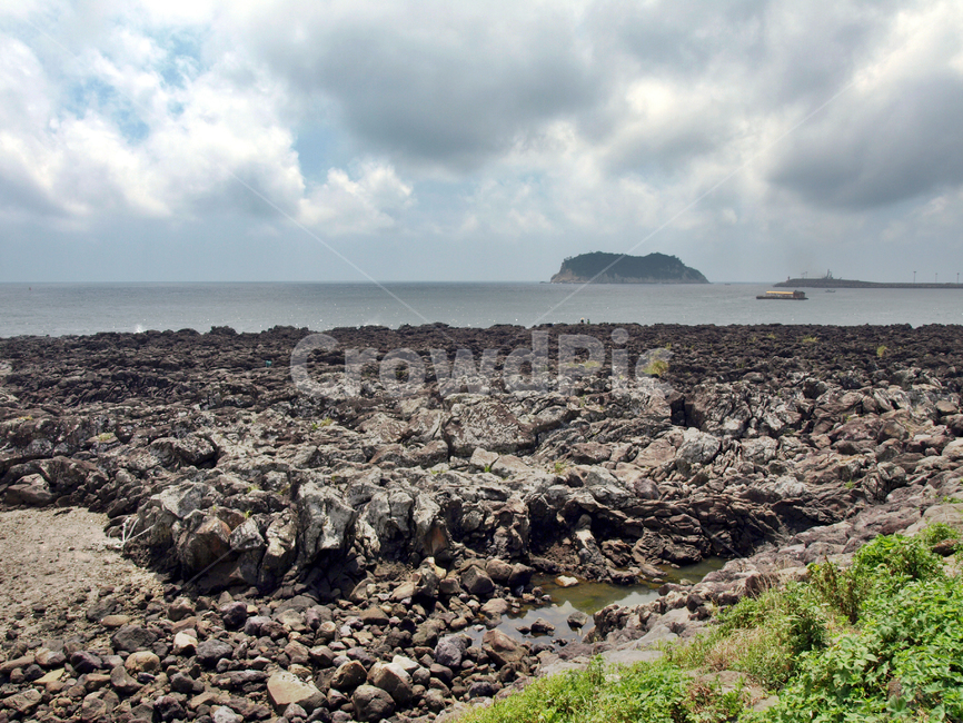 문섬,해변,바다,올레6코스,올레길,제주,서귀포,기암괴석,자연,풍경,nature,landscape,한국자연풍경,한국자연경관,korea nature landscape,제주도,jeju,jeju island,ground,바닥,outdoors,옥외,land,땅