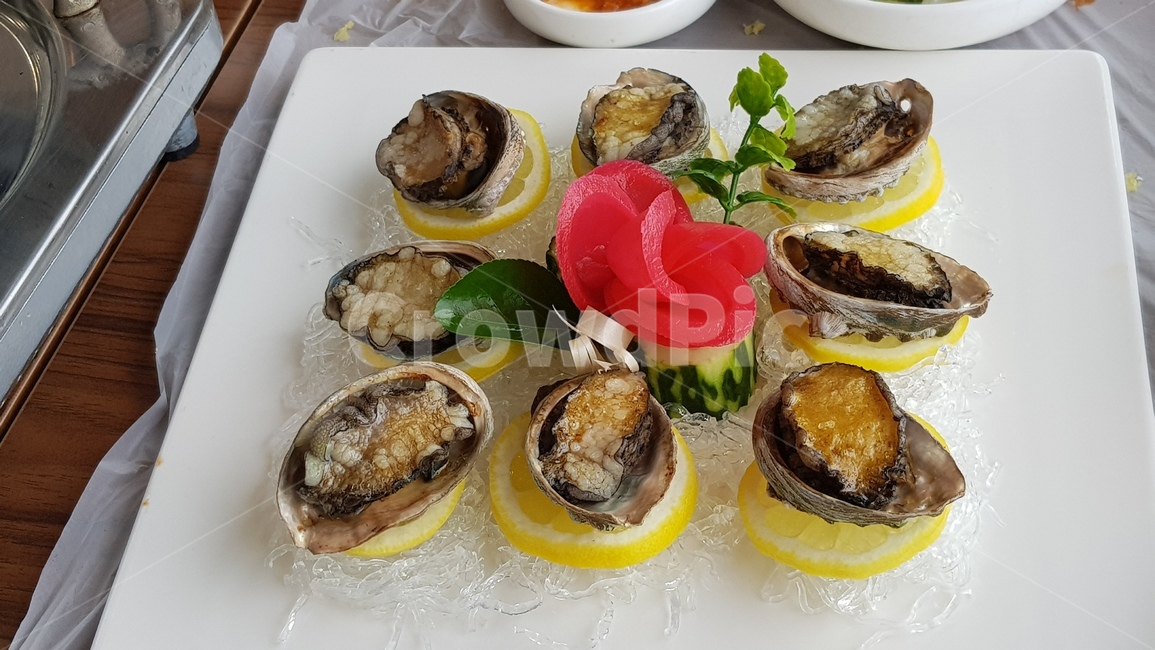 전복,전복죽,전복찜,회,해산물,횟집,수산물,음식,식재료,요리,food,cook,meal,dishes,food reserves,수산물,해산물,fishery products,seafood