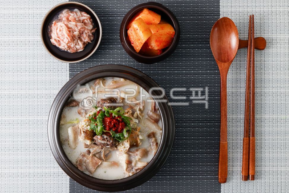 plate,pork,bowl,Sundaeguk,Korean food,ingredients,cooking,sundae,koreanfood,close up,cook,Korean,delicious,food,meal,closeup,dish,traditional food,fresh