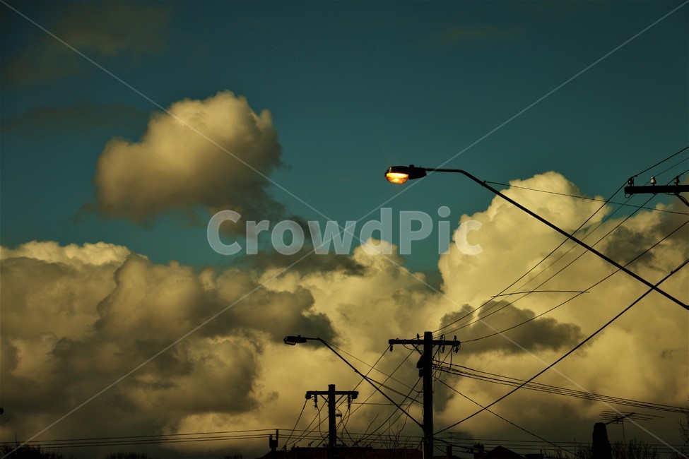 구름,전봇대,가로등,전선,큰구름,뭉게구름,하늘,거리,sky,cloud,streetlamp,electricwire,wire,bluesky,street,감성,파스텔,pastel,pastelcolor