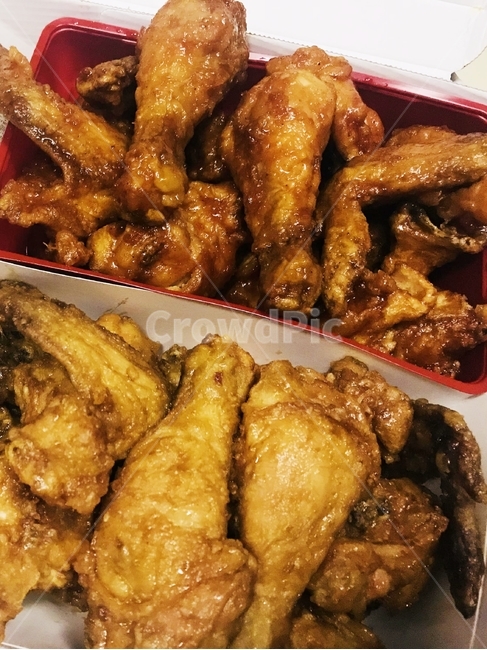 치킨,양념치킨,간장치킨,치킨두마리,식사,배달음식,음식,식재료,요리,food,cook,meal,dishes,food reserves