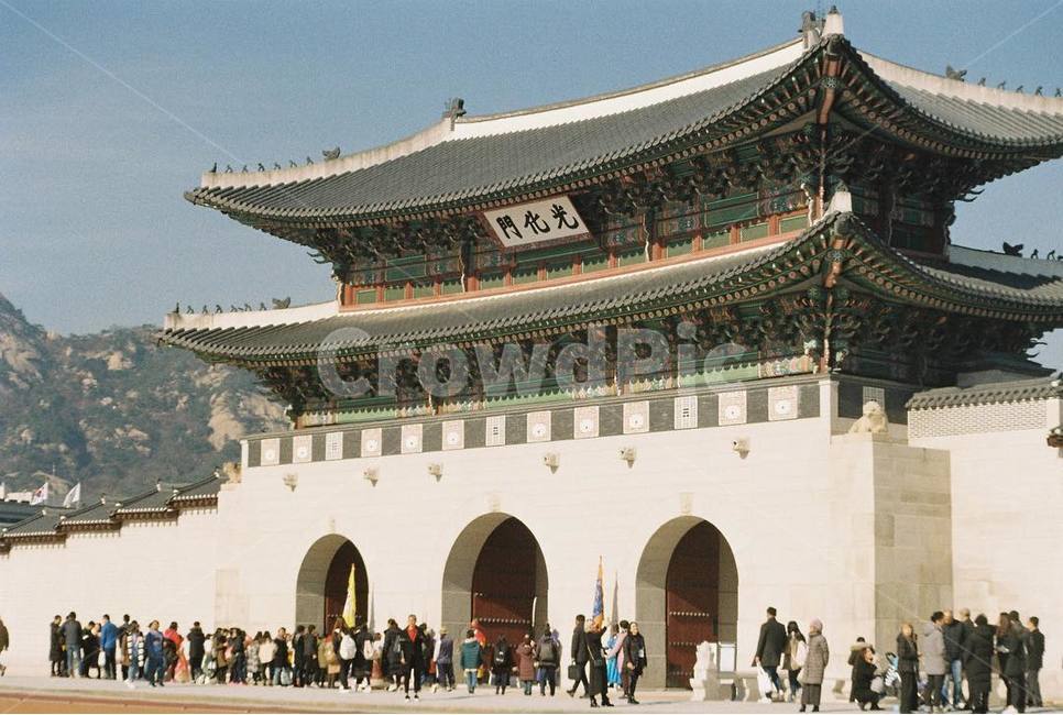 경복궁,광화문,궁,서울,북촌,건축물,architecture,필름,랜드마크,landmark,tourist attraction,한국랜드마크,한국관광지,한국명소,korea landmark,korea tourist attraction,사람들,대중,군중,other people,crowd