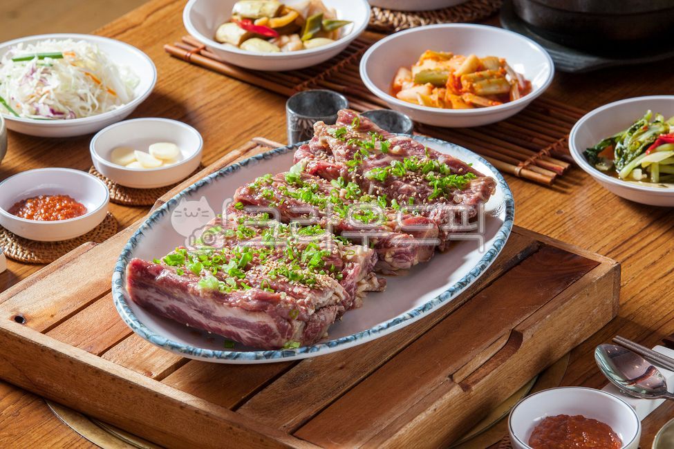한우,소고기,소갈비,소생갈비,갈비,갈비구이,소갈비구이,소갈비고기,소,생소갈비,요리,음식,식사,food,한우갈비,한우생갈비,생갈비,대왕갈비,양념갈비,소양념갈비,왕갈비,양념왕갈비,음식,식재료,요리,food,cook,meal,dishes,food reserves,육류,고기,meat