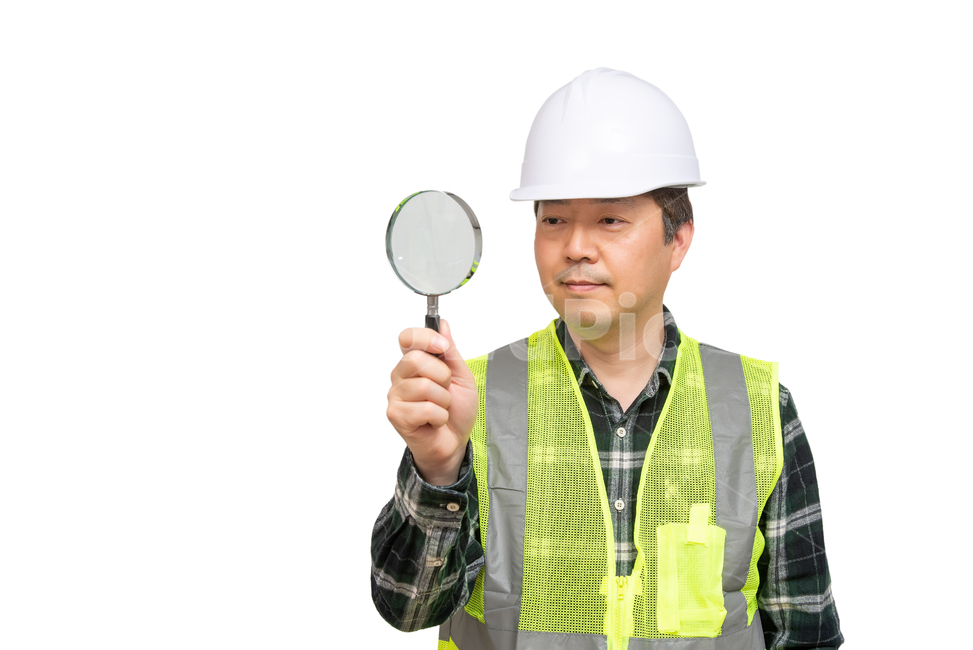 근로자,노동자,노가다,안전모자,안전모,모자,작업복,근무복,안전,산업,1명,남자,남성,한국인,일본인,중국인,아시아인,중장년,40대,50대,건설,건축,인부,일용직,비즈니스,카피스페이스,여백,누끼,흰색배경,하얀배경,실내,정면,상반신,노동,일,아빠,중년,노동환경,개념,컨셉,매니저,관리자,손짓,손동작,손,사람,인물,인간,human,person,남성,남자,man,male,산업,industry,industrial