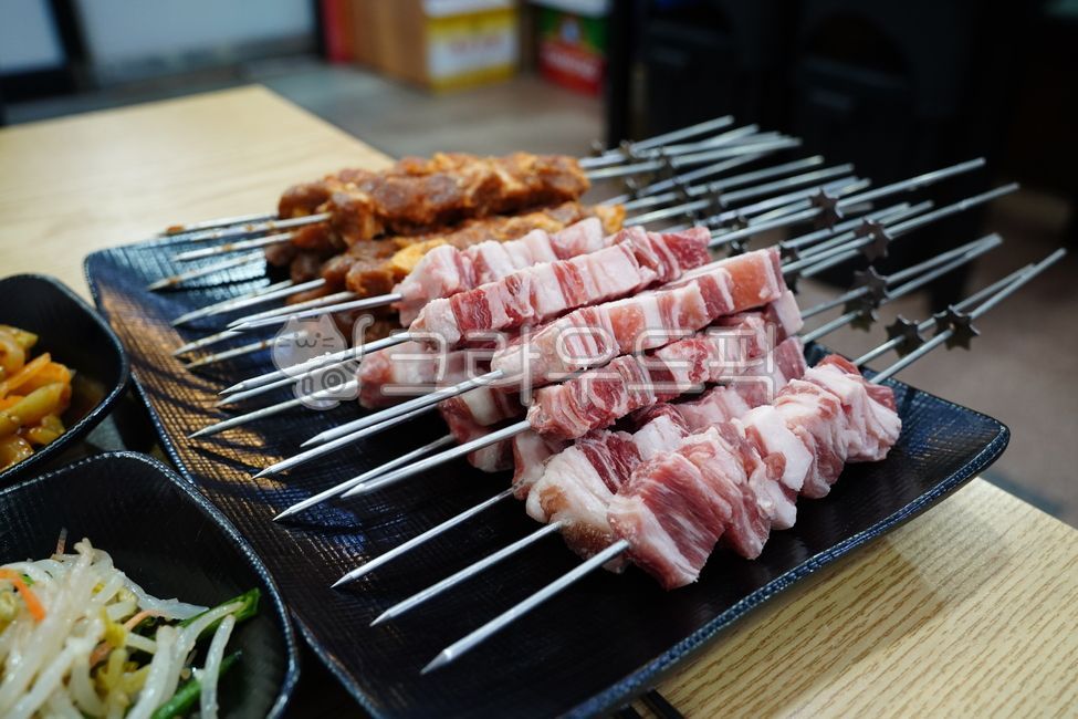 Lamb skewers,lamb,meat,raw meat,seasoning,skewers,Asian food,protein,fresh,prepared,menu,recipe,traditional,local food,Chinese restaurant