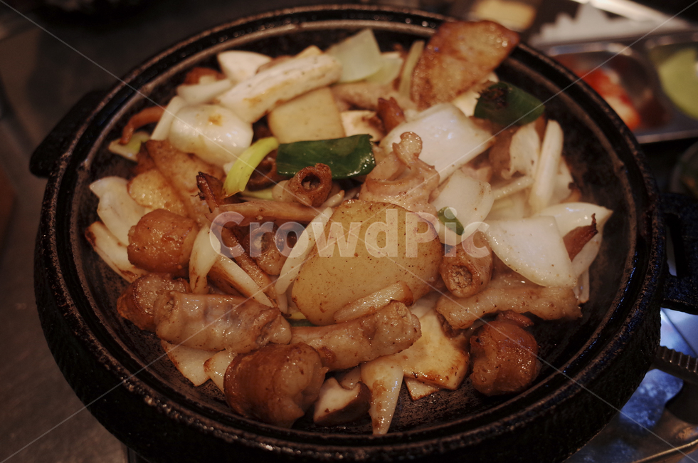 food,음식,dish,요리,곱창,소곱창,돼지곱창,야채곱창