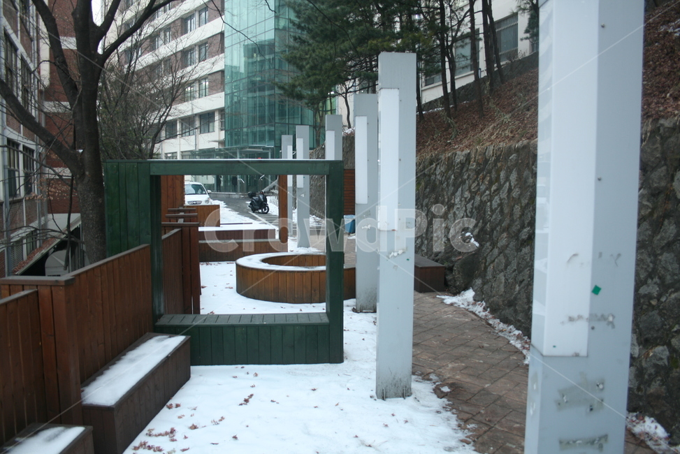 사각,프레임,눈,겨울,의자,겨울,계절,winter,season,골목길,alley,wood,나무