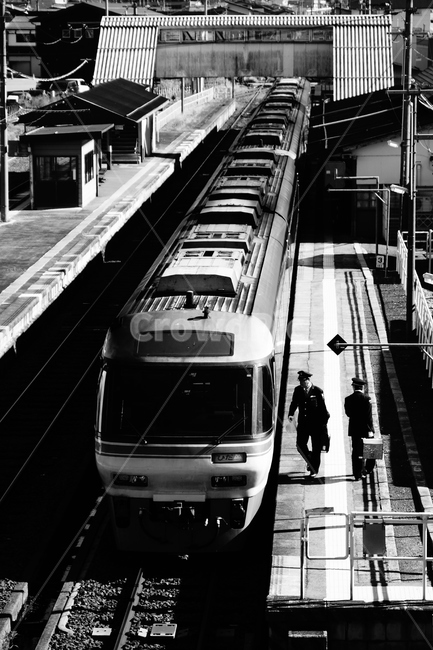 히다후루카와역,교대,일본역,너의이름은,흑백풍경,흑백,모노톤,monochrome,black and white,교통,교통수단,traffic,transportation