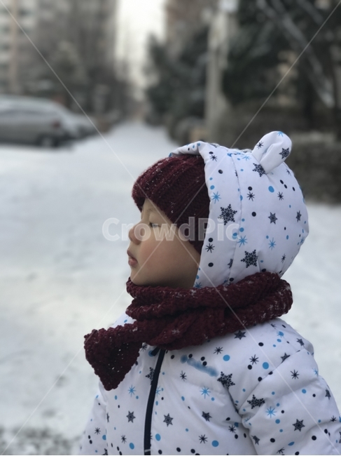 아이,남자아이,눈구경,눈,겨울,모자,목도리,핸드메이드,child,kid,boy,baby,snow,winter,겨울,계절,winter,season,사람,인물,인간,human,person,어린이,어린아이,child,children,kid