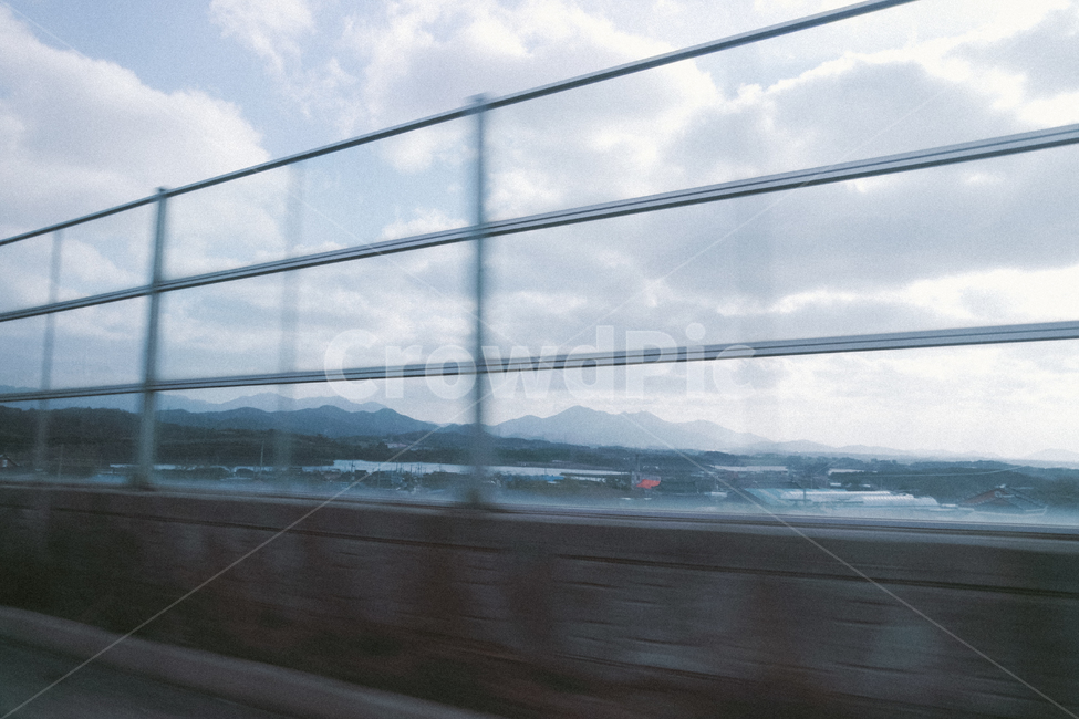 필름,필름사진,지나가는,차안,창밖,풍경,호수,마을,감성사진,감성,film,sensible,lake,river,nature
