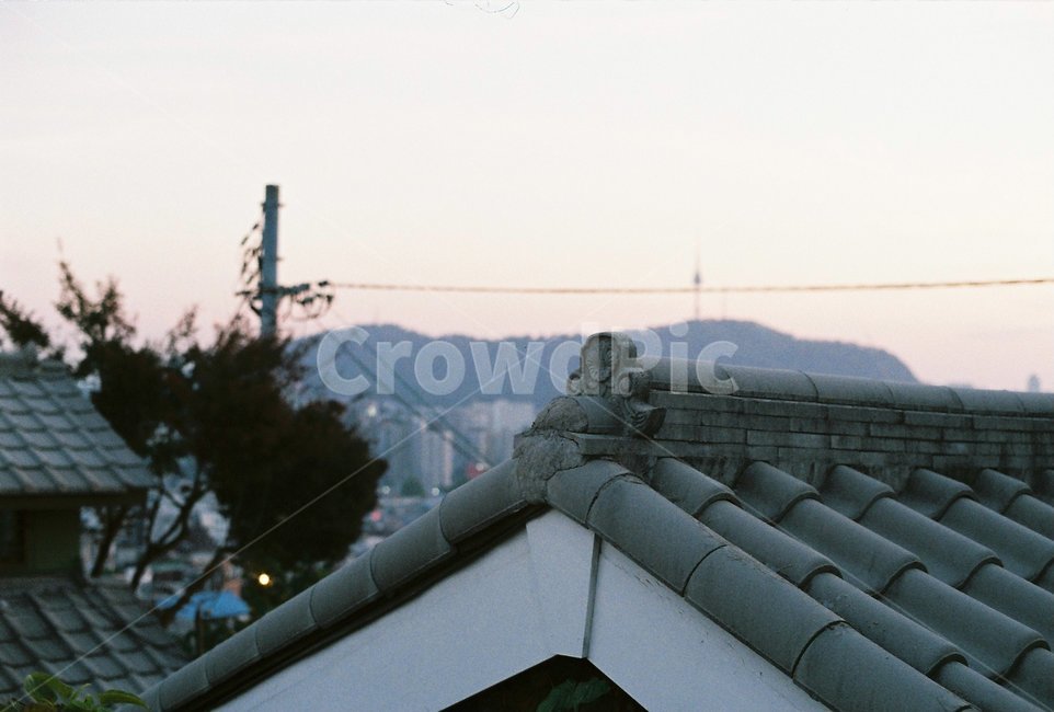 한옥,지붕,roof,traditional,한옥집,korea,감성,sensible,feeling,건축물,건물외관,exterior,building,structure,architecture,construction