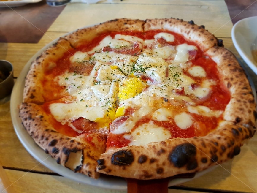 피자,이탈리안레스토랑,이탈리안음식,pizza,에그인헬피자,음식,식재료,요리,food,cook,meal,dishes,food reserves,양식,서양음식,서양요리,western food,western dishes,western meal,western cook