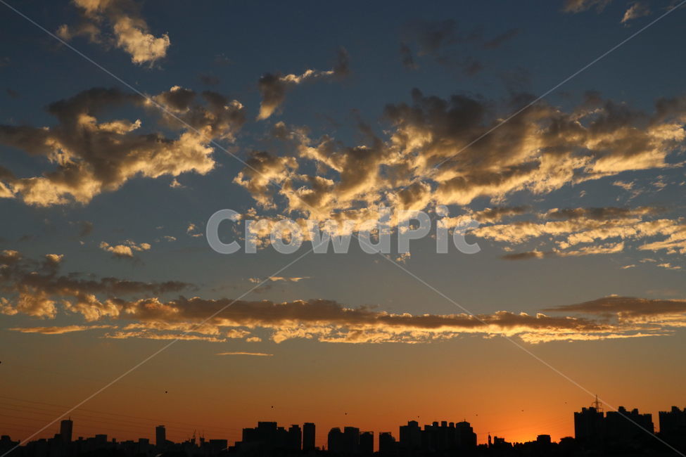 한강,석양,구름,hanliver,sunset,cloud,도시,풍경,city,landscape,한국도시풍경,한국도시경관,korea cityscape,nature,자연,outdoors,옥외,sunlight,햇빛,sky,하늘
