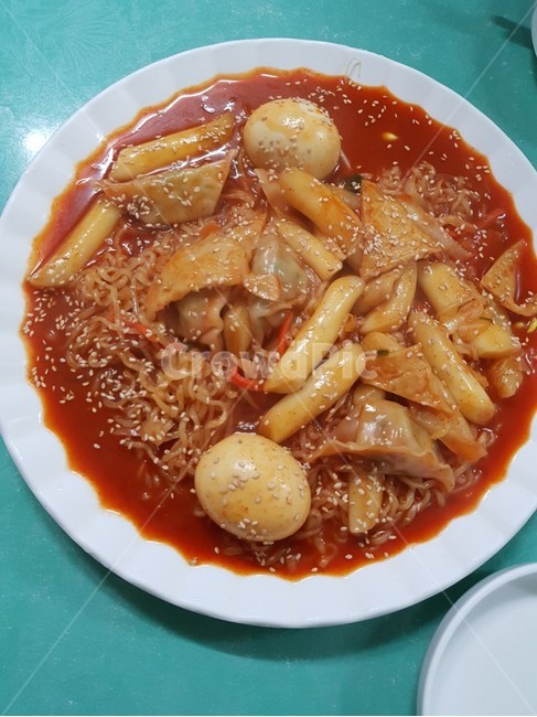 떡볶이,옛날떡볶이,라볶이,모둠떡볶이,계란떡볶이