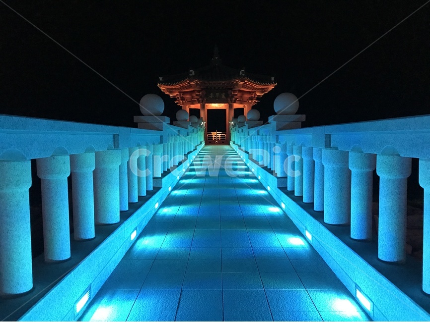구름다리,속초,누각,팔각정,조형물,야경,밤,풍경,nightscape,night,landscape,한국전통,한국문화,korean traditional,korean culture,랜드마크,landmark,tourist attraction,한국랜드마크,한국관광지,한국명소,korea landmark,korea tourist attraction