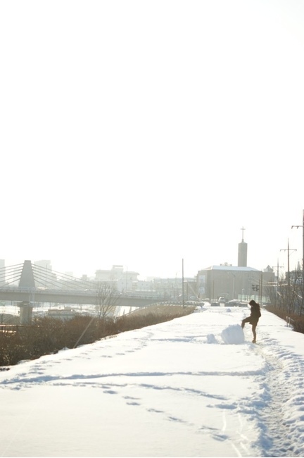 눈,강변,실루엣,발자국가득한눈,발자국