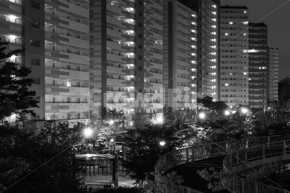 건물,town,building,도시,고층건물,highrise,아파트,apartmentbuilding,흑백,모노톤,monochrome,black and white