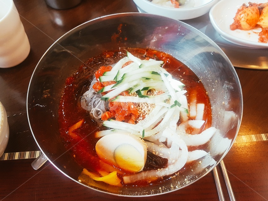 비빔냉면,냉면,여름별미,시원한,여름,먹거리,먹방,음식