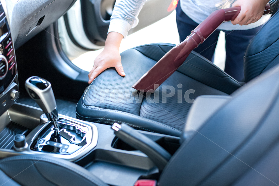 automobile,cleaning,car interior,Vacuum cleaner,drivers seat,car,car wash,Clean,gear