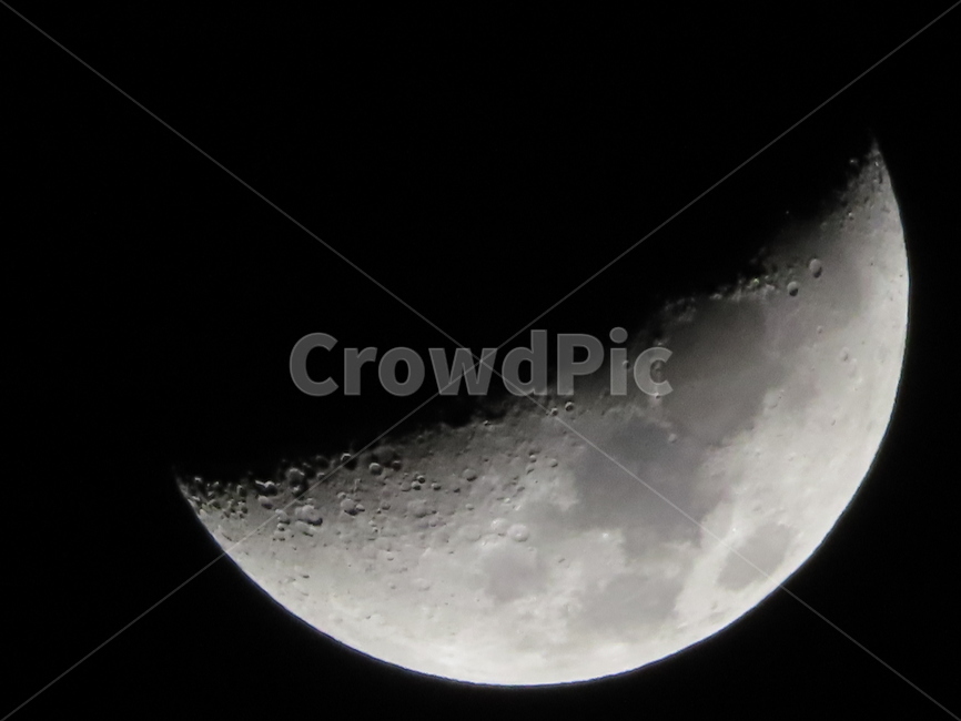 어둠,밤,빛나다,달,반달,초승달,검은색,회색,표면,아름다움,dark,night,klein,moon,halfmoon,crescentmoon,black,gray,surface,beauty