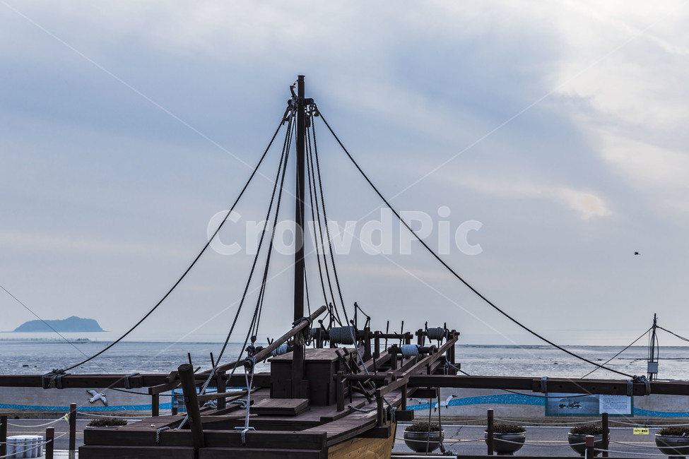 곳배,어선,장봉도,방파재,구름,하늘,풍경,휴가,수평선,산업,industry,industrial,어업,fishery,fishing industry