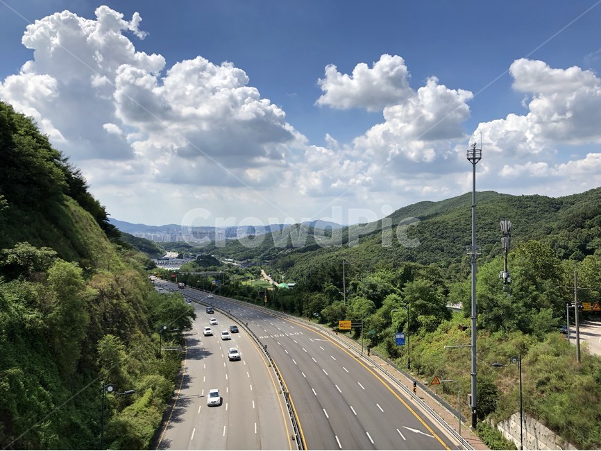 도로,하늘,구름,차,풍경,경치,교통,교통수단,traffic,transportation
