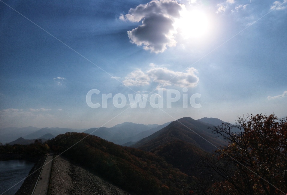자연,산,구름,하늘,낙엽,나무,햇빛,석양,자연,풍경,nature,landscape,light,빛,flare,플레어,outdoors,옥외