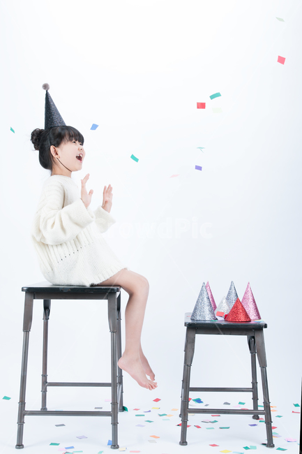 기념일,축하,만족,human,인간,파티용모자,hat,background,balloon,beautiful,birthday,business,candle,celebrate,celebrating,celebration,cheerful,child,childhood,children,colorful,concept,cute,decoration,event,excited,festive,fun,gift,girl,good,group,hands,happiness,happy,holiday,isolated,kid,kids,news,online,party,people,person,pink,present,promotion,results,shirt,smile,students,success,sweet,white,win,woman,young,사람,인물,인간,human,person,어린이,어린아이,child,children,kid,기념일,축하,anniversary,congratulation,celebrate,celebration