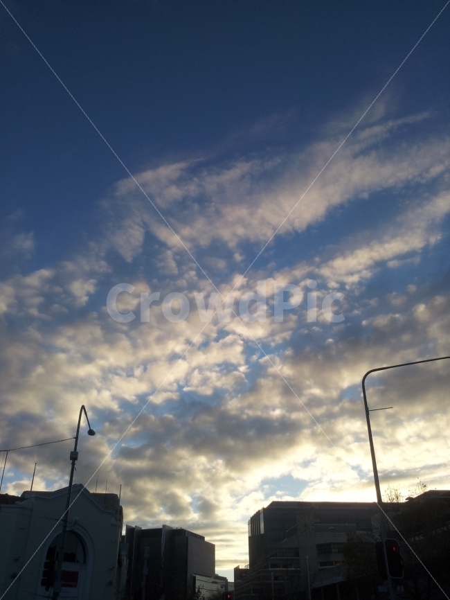 호주,하늘,구름,뭉게구름,파란하늘,건물,시티,도시,빌딩,australia,canberra,clouds,cumulus,bluesky,sky,city,buildings,도시,풍경,city,landscape,nature,자연,outdoors,옥외