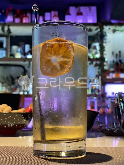 술, 바, bar, 혼술, 진토닉, 사진,이미지,일러스트,캘리그라피 - 허언장작가
