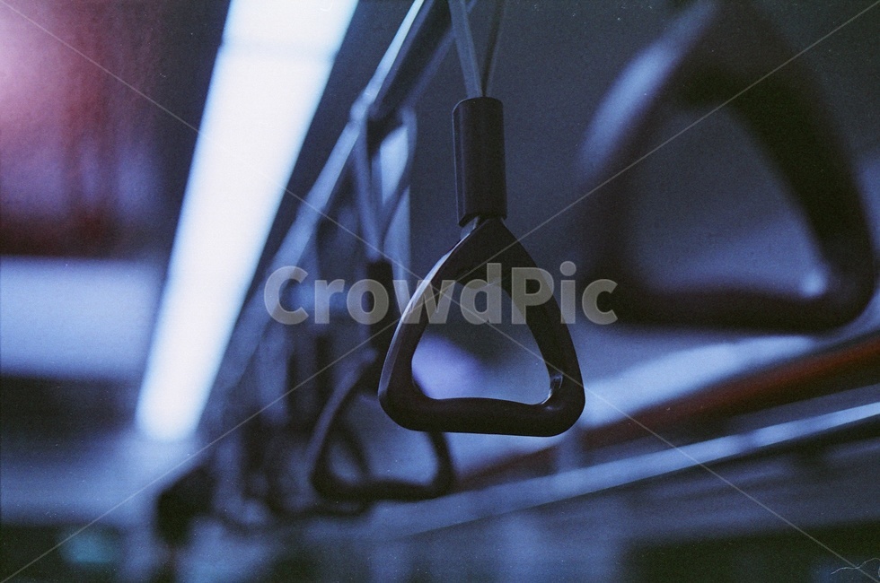 지하철풍경,지하철,손잡이,지하철손잡이,한국지하철,subway,traffic,전철,필름카메라,filmphtography,올드필름,filmcamera,필름사진,감성,sensible,feeling,교통,교통수단,traffic,transportation