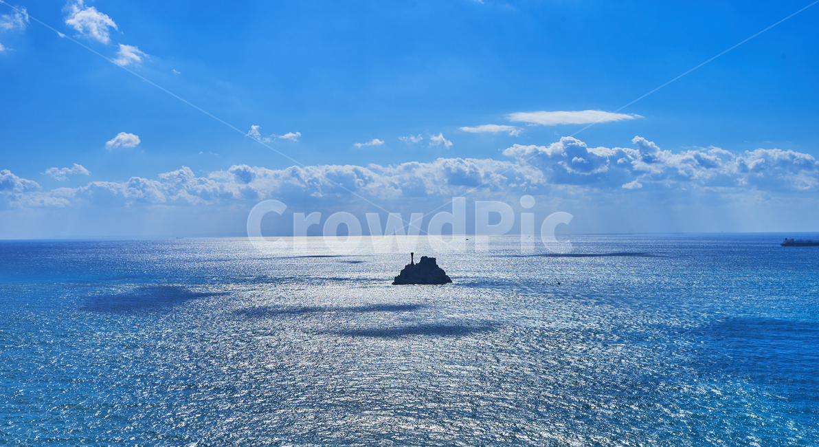 부산,바다,풍경,파도,하늘,여름,태종대,그림자,구름,수평선,자연,풍경,nature,landscape,한국자연풍경,한국자연경관,korea nature landscape,adventure,모험,leisure activities,레저 활동,outdoors,옥외