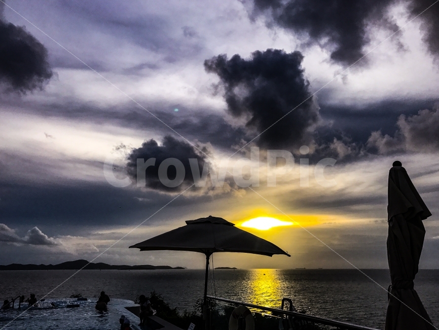 여름,구름,하늘,수영장,일몰,수영,태양,그늘,자연,풍경,nature,landscape,여름,계절,summer,season,여행,휴가,traveling,vacation,trip,weather,날씨,outdoors,옥외