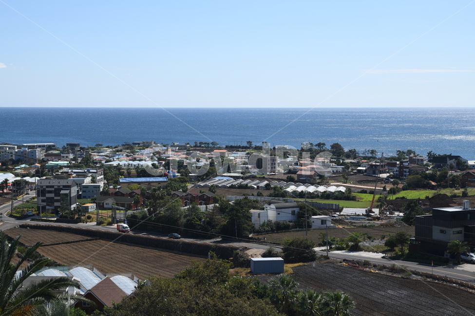 바다,산,구름,제주도,대평리마을,제주도,jeju,jeju island,시골,마을,풍경,landscape,country,rural,town,경치,nature,자연,outdoors,옥외,scenery,aerial view,조감도