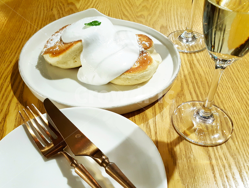 카페,감성,디저트,팬케이크,데이트,분위기,감성사진,느낌,순간,달콤한,맛있는,cafe,dessert,pancake,date,음식,식재료,요리,food,cook,meal,dishes,food reserves,디저트,간식,후식,dessert,snack