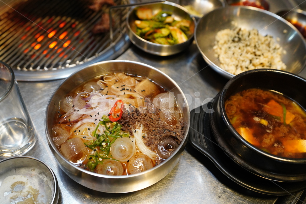 한식,면요리,국수,장아찌국수,식사,음식,요리,면,먹거리,푸드,food,noodle,음식,식재료,요리,food,cook,meal,dishes,food reserves,한식,한국음식,한국요리,korean food,korean dishes,korean meal,korean cook