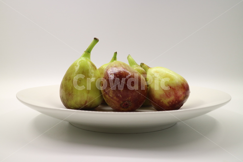 무화과,과일,음식,열매,식품,요리,식재료,요리재료,음식재료,신선한,웰빙,건강,다이어트,접시,오브젝트,누끼,가을,계절,fall,autumn,season,음식,식재료,요리,food,cook,meal,dishes,food reserves,과일,열매,fruit,plant,식물,pear,배