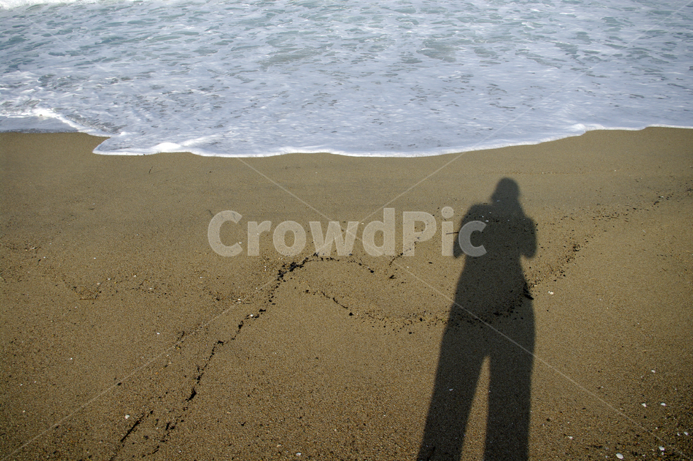 바다,그림자,해변,모래사장,파도,해변,바다,beach,sea,인물실루엣,사람실루엣,character silhouette,human silhouette,nature,자연,outdoors,옥외,sand,모래
