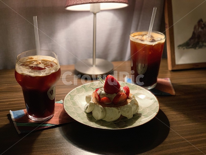 카페,디저트,커피,음식,조명,음식,식재료,요리,food,cook,meal,dishes,food reserves,디저트,간식,후식,dessert,snack