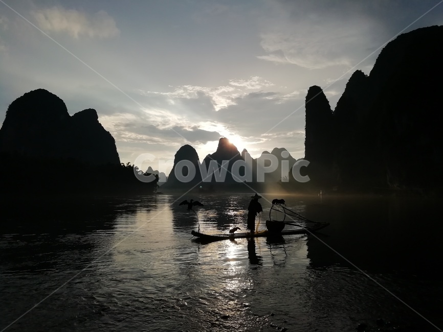 계림,산수,자연,강,일몰,뗏목,저녁,여행,자연,풍경,nature,landscape,transportation,교통,vehicle,차량,watercraft,선박