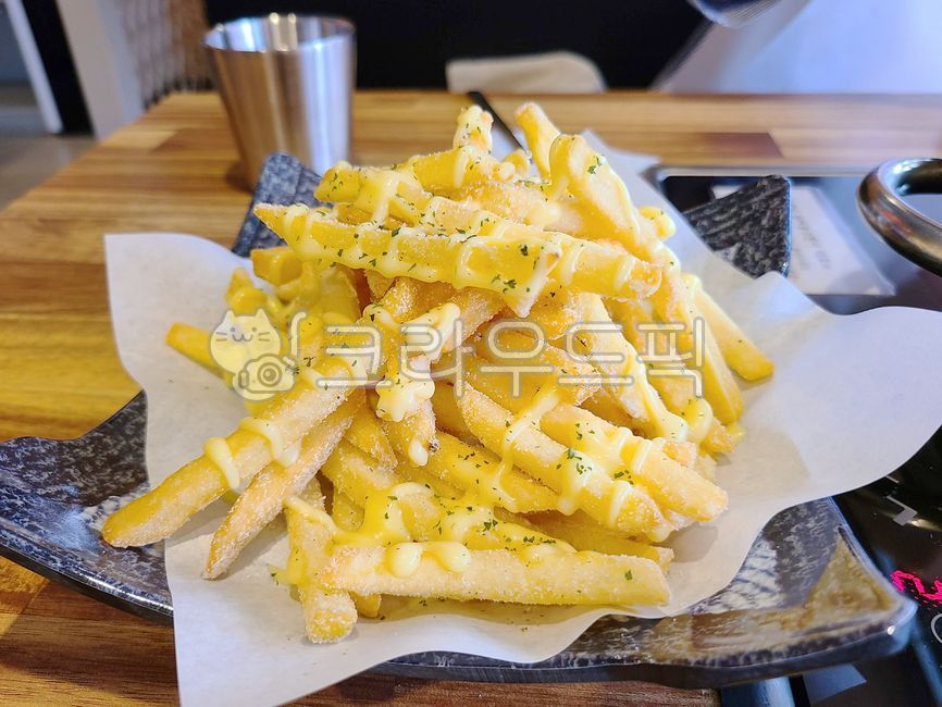 Side menu,Butter Garlic French Fries,fried food,snack shop,delicious,food,meal,appetizing,French fries,French Fries,fries,cooking,fastfood,snack bar