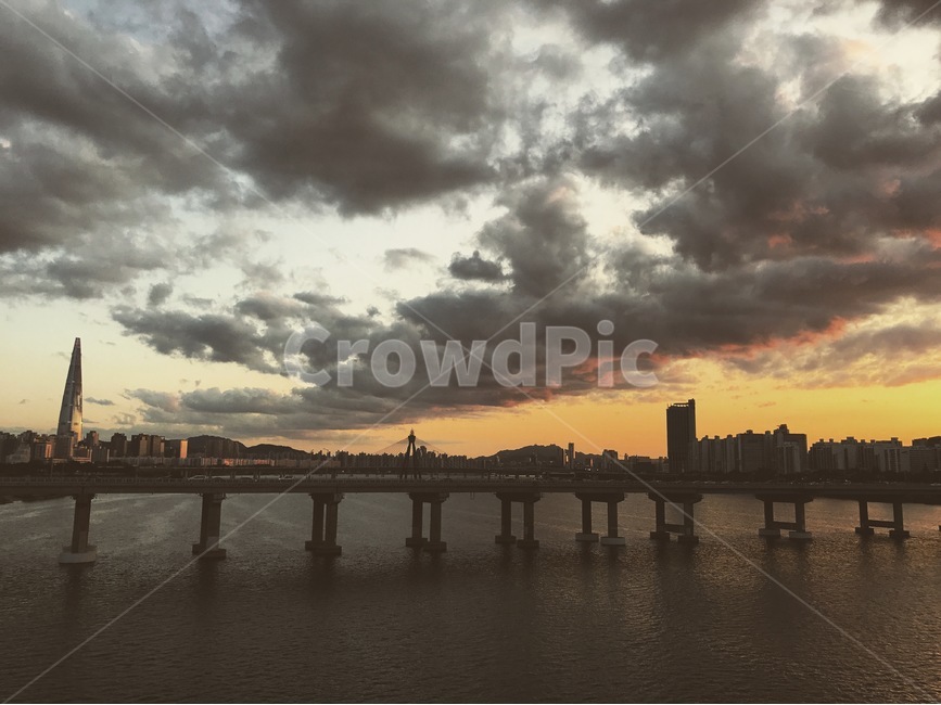 도시,건축,건축물,잠실,한강,다리,노을,도시풍경,도시,풍경,city,landscape,water,물,waterfront,워터 프론트,port,포트,pier,교각
