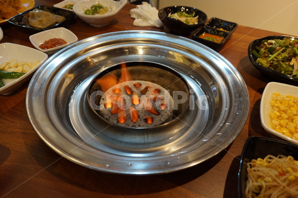 연탄불,고깃집,고기요리,삼겹살집,식당,화로,음식,식재료,요리,food,cook,meal,dishes,food reserves